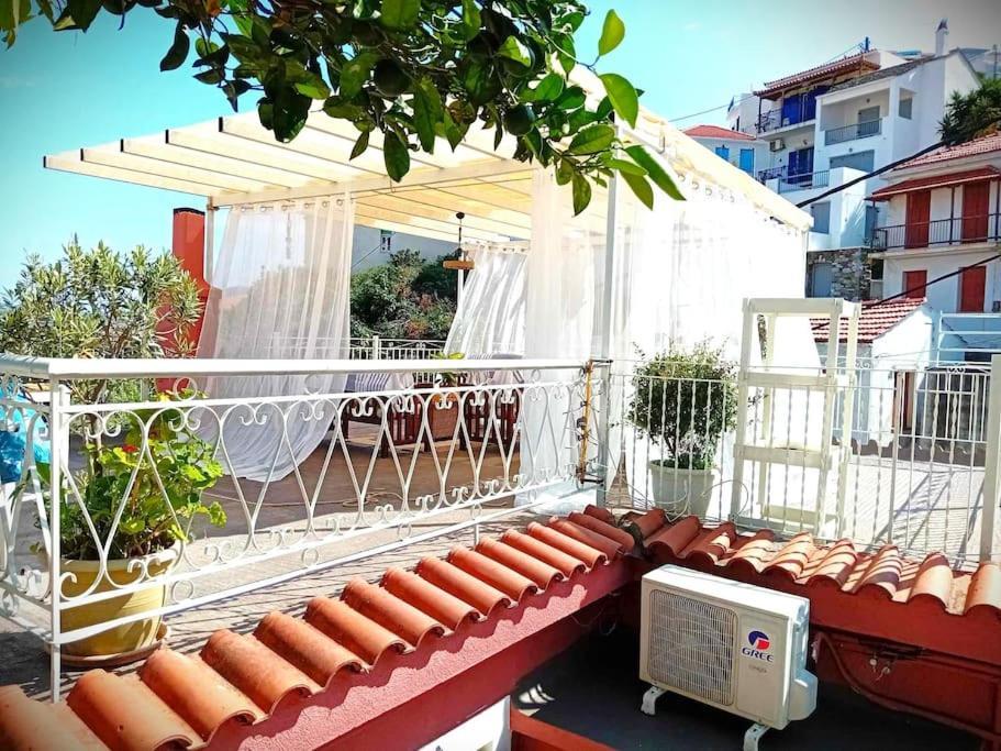 Вилла Duka'S Gardenhouse Скопелос Экстерьер фото